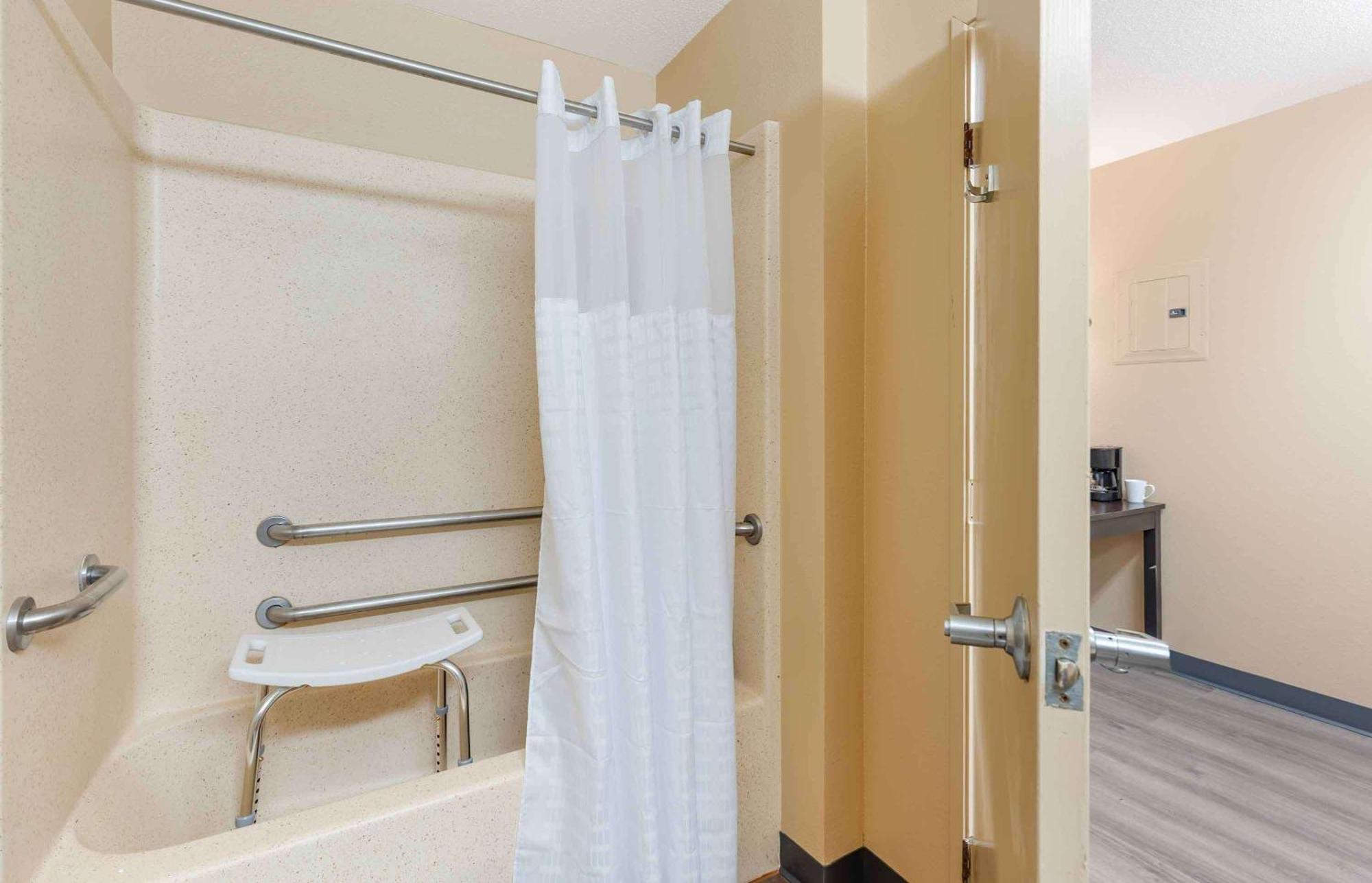 Extended Stay America Suites - St Louis - Westport - E Lackland Rd Maryland Heights Ngoại thất bức ảnh